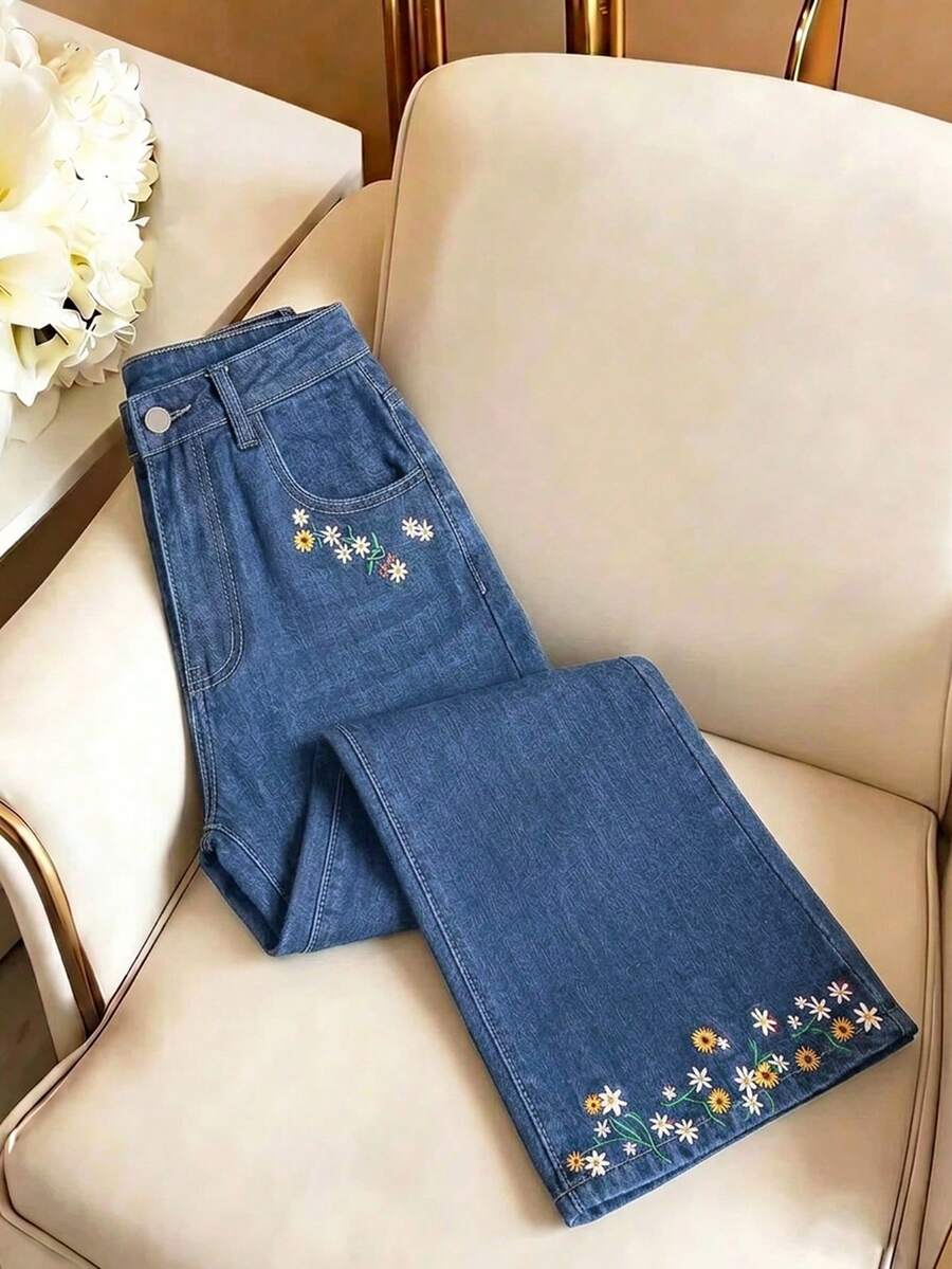 GlowEve 女款夏季花卉刺繡牛仔褲 - 中等水洗藍 - 查看 1