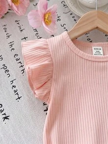 SHEIN 2件組女嬰粉色荷葉袖T恤與碎花鬆緊腰收口長褲，碎花夏季度假套裝，田園風女童服飾，適合6M-3T，田園風，碎花，花卉 - 粉色 - 查看 6