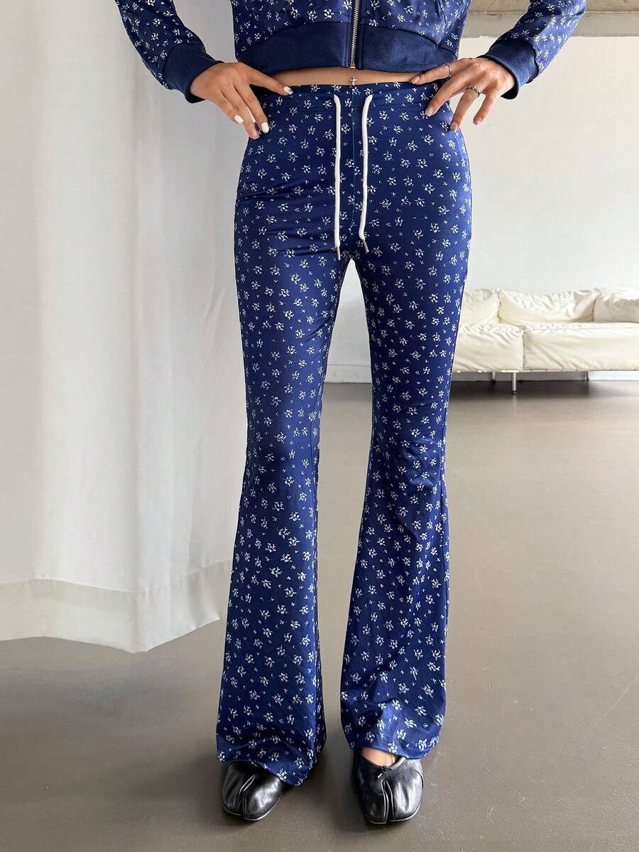K-Vae Celana Panjang Wanita Biru Tua Motif Bunga Kecil dengan Tali Serut, Model Bell Bottom Kasual yang Melangsingkan, Gaya Baru yang Serbaguna - MultiWarna - View 1