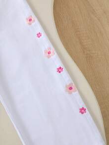 SHEIN 1件女童休閒學院風牛仔直筒花卉長褲 - 白色 - 查看 5