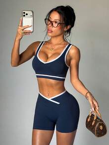 SHEIN 女款拼色短版上衣與短褲休閒日常運動套裝 - 藏蓝色 - 查看 3
