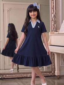 SHEIN 兒童青少年女孩休閒學院風藍白條紋拼接抓皺A字修身洋裝，精緻Logo刺繡，返校季，藍色 - 藏蓝色 - 查看 7