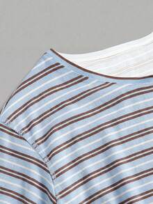 SHEIN EZwear 休閒極簡風藍色條紋滿版印花單肩落肩短袖寬鬆女款T恤 - 白色 - 查看 4