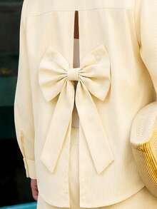 SHEIN Young Girls Shirt Set, Light Yellow Fine Striped Woven Set, Collared Shirt With Small Horse Pattern Detail On Chest, Hollow Back With Large Bow, Elastic Waist Shorts Matching Set, Smooth And Skin-Friendly Fabric, Gentle And Fresh, Simple And Exquisite For Daily Wear - Pink - View 9
