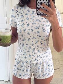 SHEIN 兒童青少年女孩小碎花圓領T恤短褲家居服套裝，休閒舒適居家服 - 藍色 - 查看 6