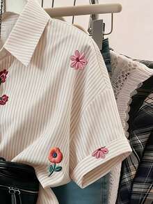 GlowEve CURVE 大尺碼女款花卉刺繡圖案條紋休閒可愛仙女風日常穿著早午餐辦公襯衫 白色夏季 - 彩色 - 查看 5