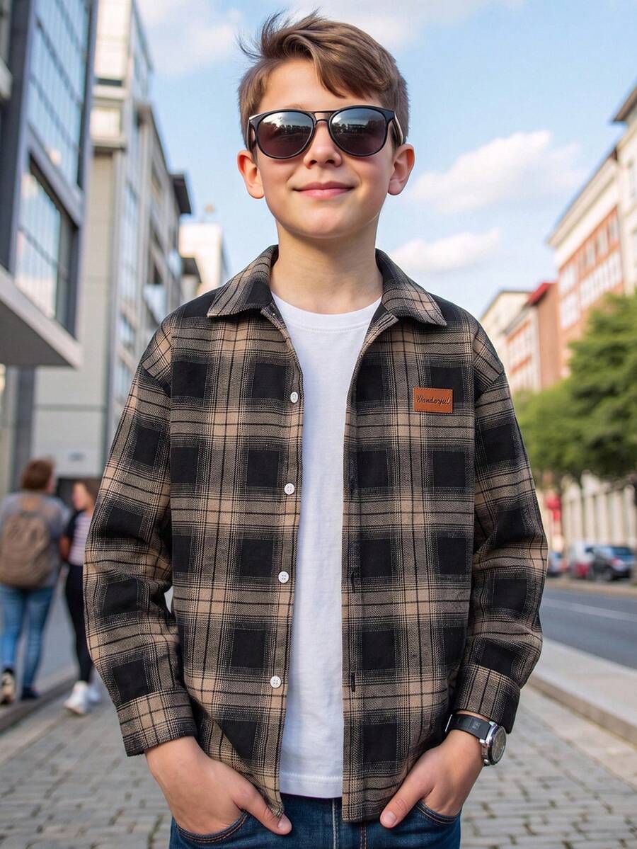 SHEIN Kids Tween Boy Casual Collegiate Plaid Turn-Down Collar Patch Pocket Button-Up Loose Woven Shirt, Suitable For Commuting, School, Daily Casual, Vacation, Travel, Sports, Spring, Summer, Autumn, Winter