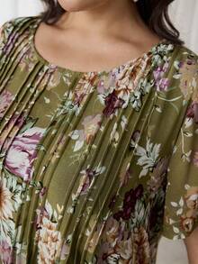 Al Najma Plus Size Women Floral Print Ruched Short Sleeve Arabic Style Dress - Multicolor - View 7