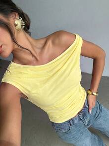 Firerie 女款純色不對稱領抓褶修身百搭休閒上衣 - 淡黃色 - 查看 5