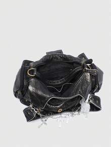 ROMWE Goth 女款復古做舊漸層十字架與愛心吊飾緞帶蝴蝶結裝飾肩背托特包，大容量多功能手提包 - 銀黑 - 查看 4