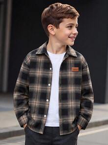 SHEIN Kids Tween Boy Casual Collegiate Plaid Turn-Down Collar Patch Pocket Button-Up Loose Woven Shirt, Suitable For Commuting, School, Daily Casual, Vacation, Travel, Sports, Spring, Summer, Autumn, Winter - Brown - View 5