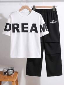 SHEIN 青少年男孩字母印花短袖T恤與長褲休閒日常2件套 - 彩色 - 查看 3