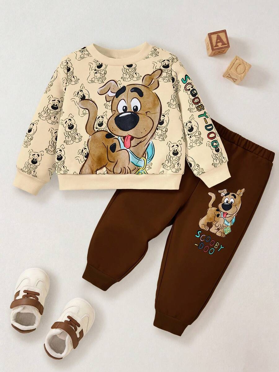 SCOOBY-DOO X SHEIN 男婴卡通小狗字母印花休闲长袖卫衣和棕色运动裤运动套装 - 卡其色 - 查看 1