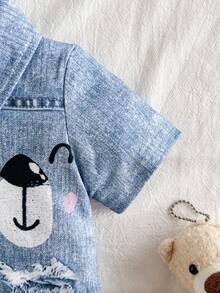SHEIN Vintaside Kids 嬰兒男童卡通圖案牛仔效果短袖連體褲 - 藍色 - 查看 7