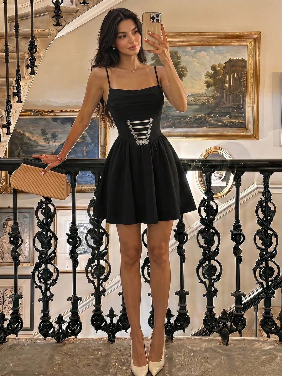 SHEIN MOD 女款優雅條紋印花細肩帶短洋裝,夏季 - 黑色 - 查看 1