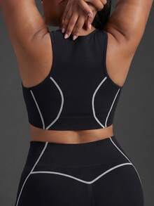 Powerista Women's Plus Size Seamless Front Zip Black Sports Bra With White Line Fashionable Seamless High Support Gym Casual Bra For  Running Cycling - Black - View 3
