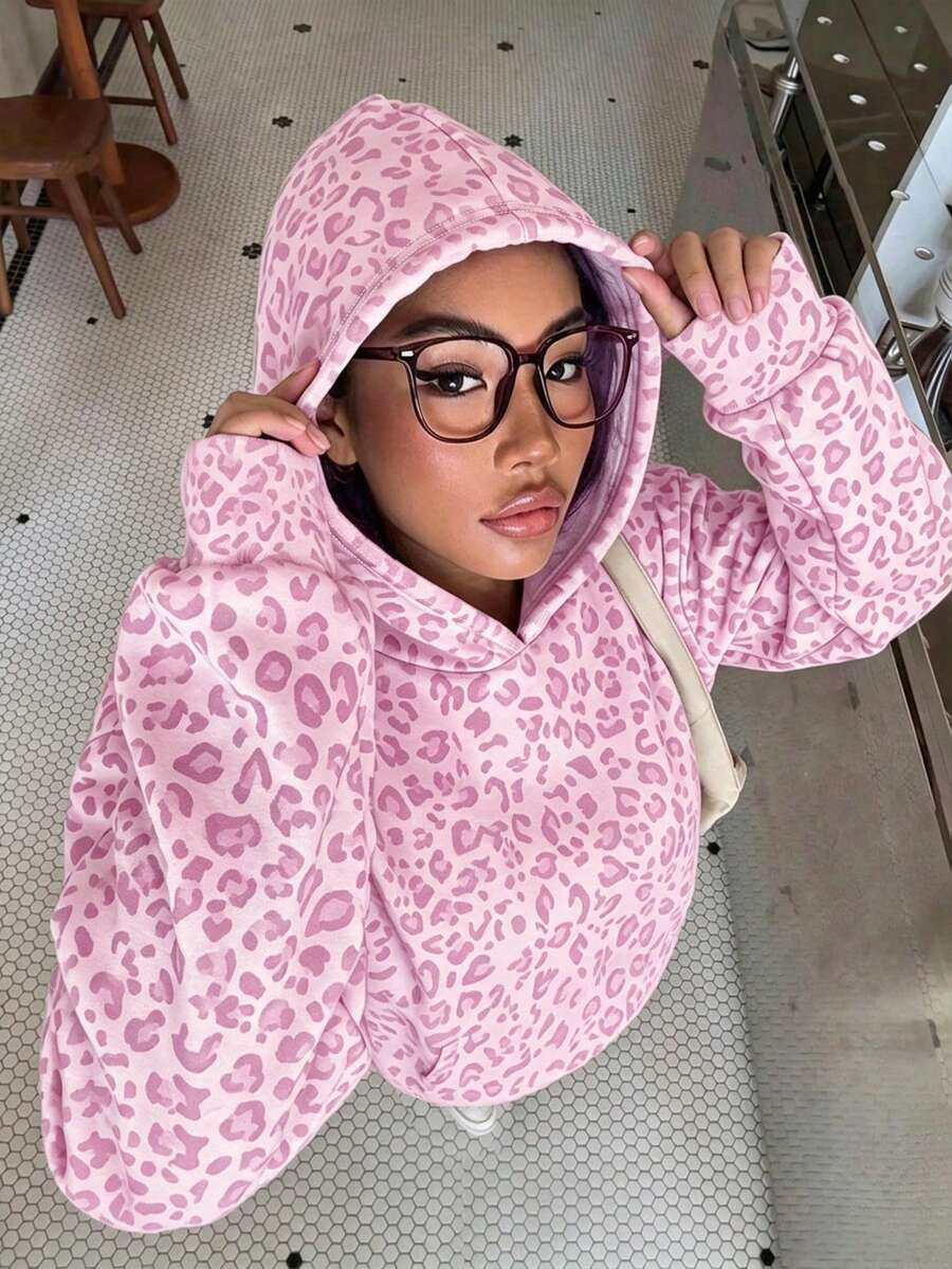 學院風復古粉色豹紋,青少年女孩休閒簡約寬鬆抓絨內裡衛衣,夏季上衣,適合日常通勤、聚會、秋冬春夏、聖誕節、新年、感恩節、派對、婚禮、海灘、畢業典禮,時尚 - 白色 - 查看 1