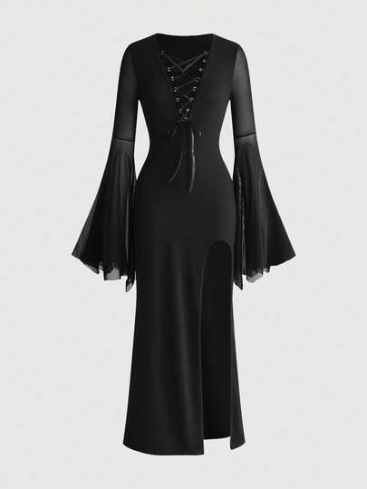Damen Gothic Maxikleid mit hohem Schlitz, Fledermaus-Glockenärmeln und Schnürung