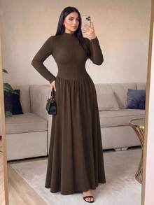 Auveirra Gaun Kasual Wanita Ukuran Besar Warna Polos Berlipit untuk Sehari-hari di Musim Panas dan Musim Gugur - Coklat - View 4