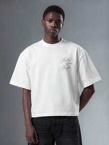 Salvezio American Vintage Dark Pattern Badge Cursive Font Typography Fashion Print Men's White Standard Size Cropped Loose Fit Short Sleeve T-Shirt - White - View 2