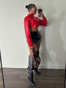 紅色人造皮革字母印花立領拉鍊短版機車夾克 女款辣妹風 Y2K 街頭外套 萬聖節 音樂節 新年穿搭 - 紅色 - 查看 9