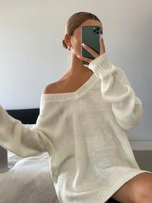 DAZY 女款純色寬鬆V領長袖休閒度假風春秋針織套頭毛衣 - 白色 - 查看 1