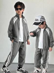 SHEIN 2pcs Kids Young Boy Casual Daily Comfortable Letter Print Hooded Colorblock Zip-Up Long Sleeve Jacket And Loose Cuffed Knit Pants Set, Suitable For School, Garden, Beach, Birthday, Spring, Summer, Fall - Grey - View 1