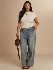 SHEIN BAE CURVE 大尺碼女款純色不對稱單肩蝙蝠袖抓皺時尚T恤 - 杏色 - 查看 3