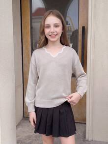 SHEIN Serisse Kids 少女優雅銀色V領蝴蝶結露背袖套頭冬季針織毛衣，波浪下擺時尚款，適合秋季、學校、返校季、休閒外出 - 卡其色 - 查看 2