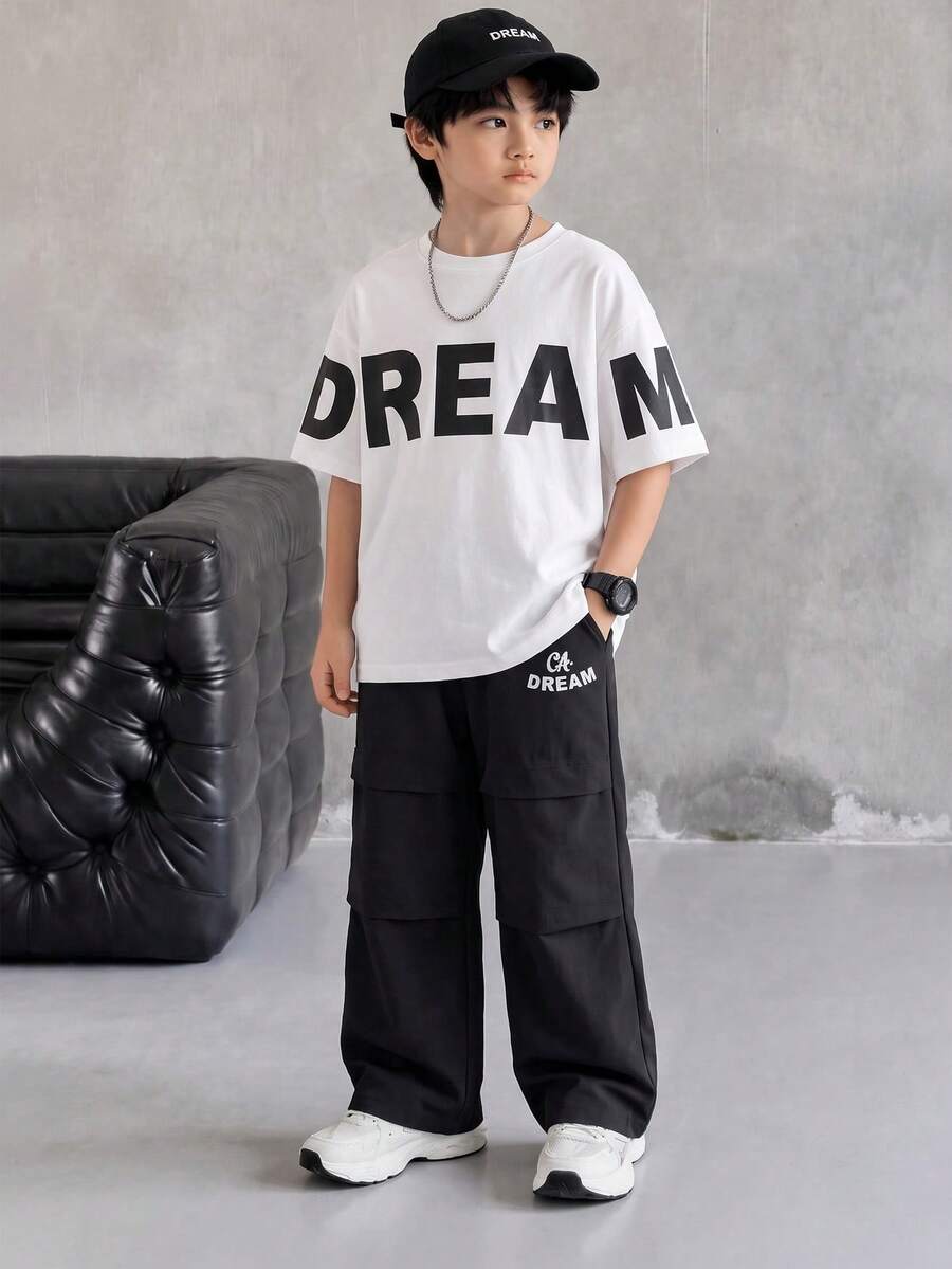 SHEIN 青少年男孩字母印花短袖T恤與長褲休閒日常2件套 - 彩色 - 查看 1