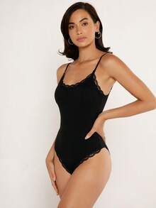 SHEIN BASICS 女款蕾絲拼接修身百搭日常穿著細肩帶背心 - 黑色 - 查看 5