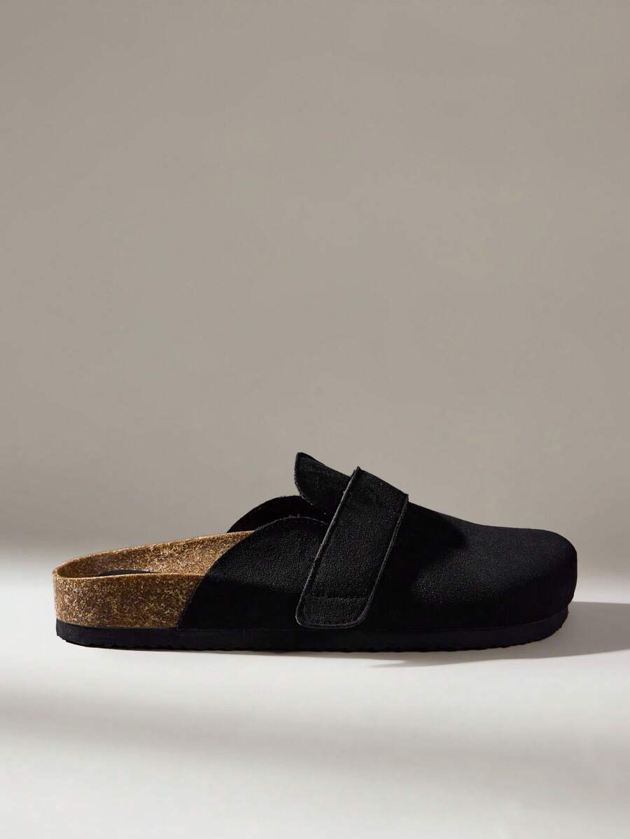 Solecia Sepatu Baotou adalah sepatu kasual yang lembut, nyaman, dan sederhana untuk kegiatan sehari-hari di rumah. - Hitam - View 1
