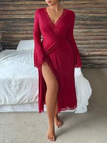 Dazy Plus 大尺碼女款優雅對比蕾絲性感居家中長款睡裙 - 酒紅色 - 查看 1