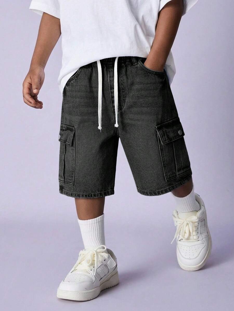 SHEIN 兒童青少年男孩抽繩腰工裝口袋休閒牛仔短褲 - 黑色 - 查看 1