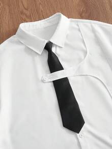 SWAVVY 男士休閒日常穿搭套裝，短袖領口襯衫搭配短褲 - 黑與白 - 查看 3