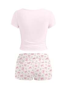 ROMWE Anime Cute Rabbit Heart Bow Floral Rose Butterfly T-Shirt & Shorts Women 2 Pieces Set - Pink - View 2