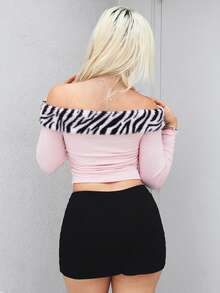 J-Fashion ROMWE X Capri Everitt Shibuya Subculture Faux Fur Zebra Print Patchwork Knit Slim Fit Rhinestone Embellished Women Top, Valentine's Day - Baby Pink - View 2