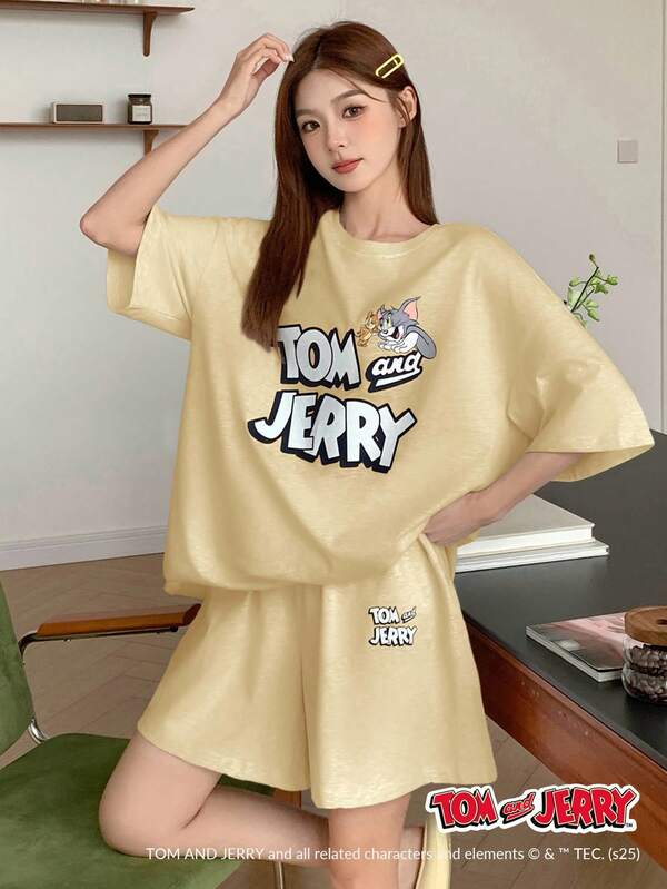TOM AND JERRY X DAZY 休閒寬鬆卡通印花短袖T恤與短褲睡衣套裝 夏季