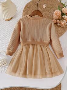 SHEIN Playful Pals 女童 1 件式連身裙，3D 蝴蝶結裝飾，圓領長袖，對比色網紗下擺，清新優雅時尚可愛甜美秋冬套裝 - 咖啡 - 查看 2