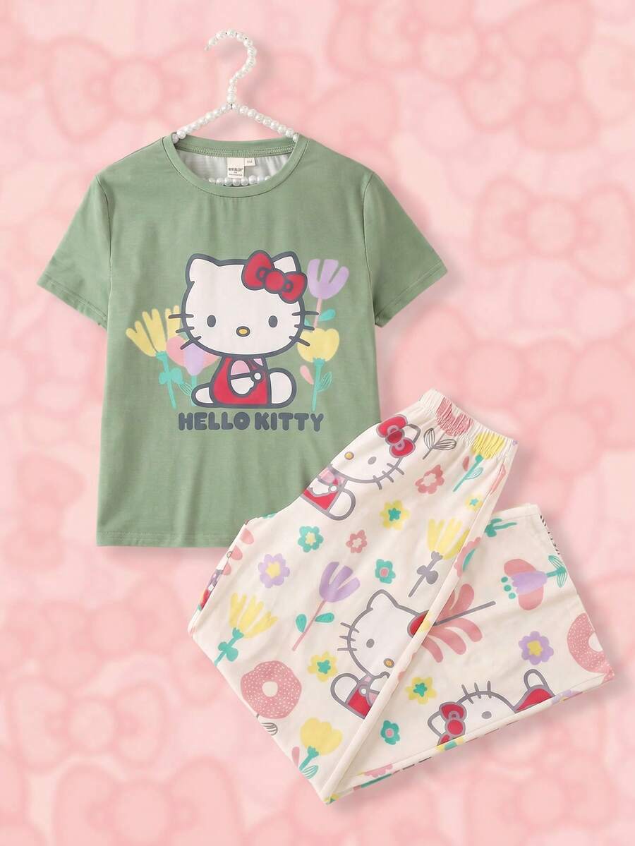 HELLO KITTY AND FRIENDS | SHEIN ملابس منزلية للبنات المراهقات بطبعة كرتونية، ملابس علوية بأكمام قصيرة وبنطال طويل - أخضر - مشاهدة 1