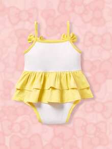HELLO KITTY AND FRIENDS | SHEIN Baby Girl  Co-Branded Double-Layered Ruffle Hem Bodysuit With Bowknot Straps - Mustard Yellow - View 2