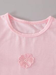 SHEIN Playful Pals 女童休閒可愛圓領標準肩寬彩色波點彩虹印花T恤與純色牛仔裙套裝，夏季返校穿搭 - 粉色 - 查看 7