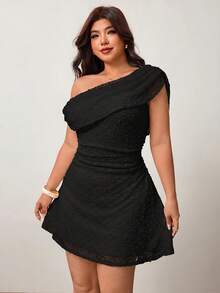 Enliva Plus Size Spring/Summer New Elegant Asymmetrical Cold Shoulder Short Sleeve Ruched Knit Dress, Casual Versatile Party Dress, One Shoulder Dress, Black Dress, Short A-Line Dress - Black - View 5