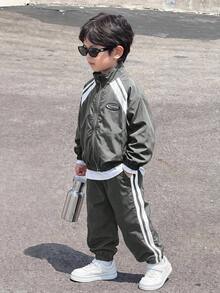 SHEIN 2pcs Kids Young Boy Casual Daily Comfortable Letter Print Hooded Colorblock Zip-Up Long Sleeve Jacket And Loose Cuffed Knit Pants Set, Suitable For School, Garden, Beach, Birthday, Spring, Summer, Fall - Grey - View 7