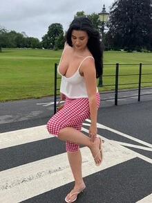 kyraskinnerx Women's Red Plaid Knit Elastic Leggings Summer - Red and White - View 3