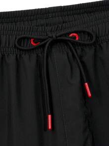 Manfinity KASUA Men Loose Striped Beach Shorts In Vacation Style Milk Silk Lining - Black - View 7