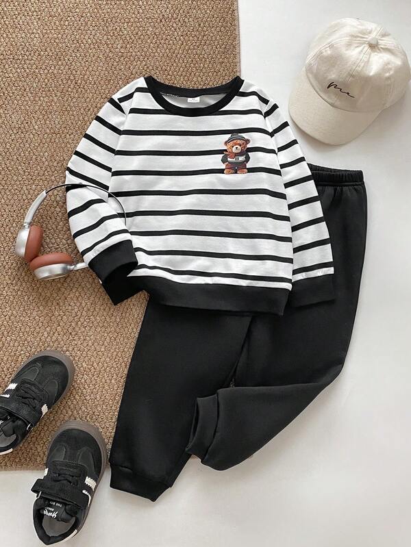 PrepCrw Conjunto de 2 piezas para niños y jóvenes elegantes de estilo academia casual, exquisito, cómodo, básico y versátil, con sudadera de cuello redondo con estampado de oso a rayas negras y blancas y pantalones jogger negros, adecuado para vuelta al colegio, salidas, actividades casuales, reuniones, otoño e invierno