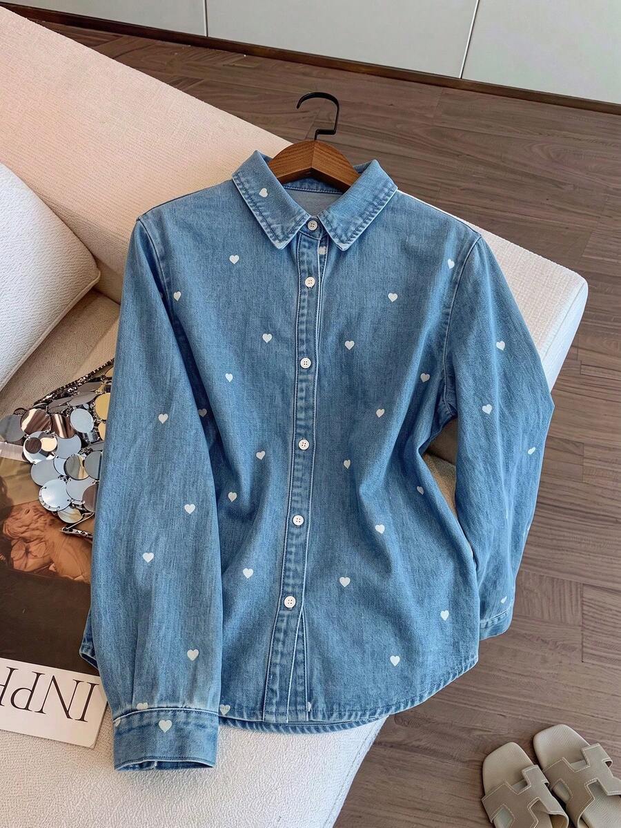 SHEIN MOD 女款愛心刺繡牛仔上衣 - 淺色水洗藍 - 查看 1