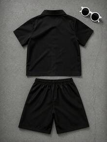 Young Boys' Black Gray White Color Block Abstract Wave Print "SPARKLE" Star Pattern Woven Collar Short Sleeve Shirt With Elastic Waist Bow Decor Woven Shorts Set, Street Style Cool, Toddler Young Boys' Short Sleeve Shorts Set, Toddler Young Boys' Clothing, Toddler Young Boys' Shirt Set, Casual Cool Style, American Vintage Style - Multicolor - View 2