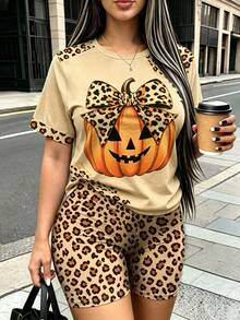 Rovax Women's Plus-Size 2 Pieces Set, Short-Sleeved Tops And Shorts.Leopard And Pumpkin Pattern. Suitable For Halloween, Casual,Gift For Friends - Multicolor - View 4